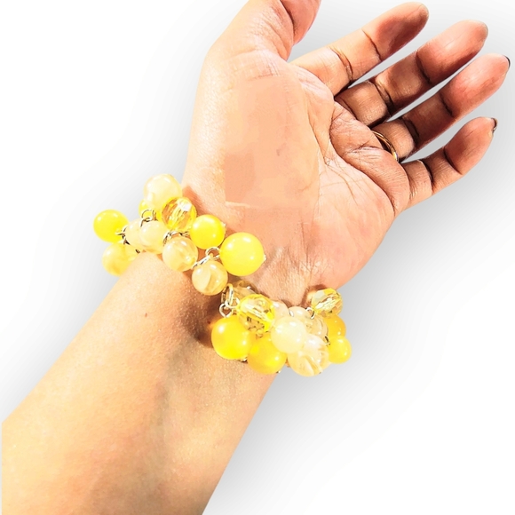 Yellow Beaded Bracelet - Picture 1 of 7